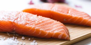 3 Jenis Ikan Sumber Kalsium Terbaik untuk Kesehatan Tulang